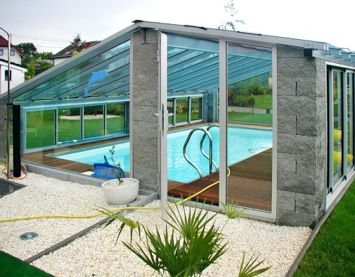 venkovní IMAGE bazén, folie Alkorplan, barva Light Blue, skimmerová cirkulace Classic, Osvětlení 2x 300W. Slanovodní dezinfekce. Jedinečné zastřešení ve stylu zimní zahrady s velkým prostorem pro relaxací